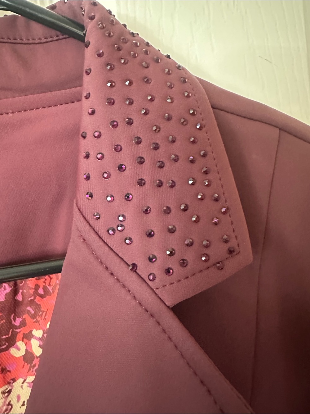 Ovation Deepest Plum Embellished Short Tail Equestrian Show Coat, size 14 - Picture 4 of 9